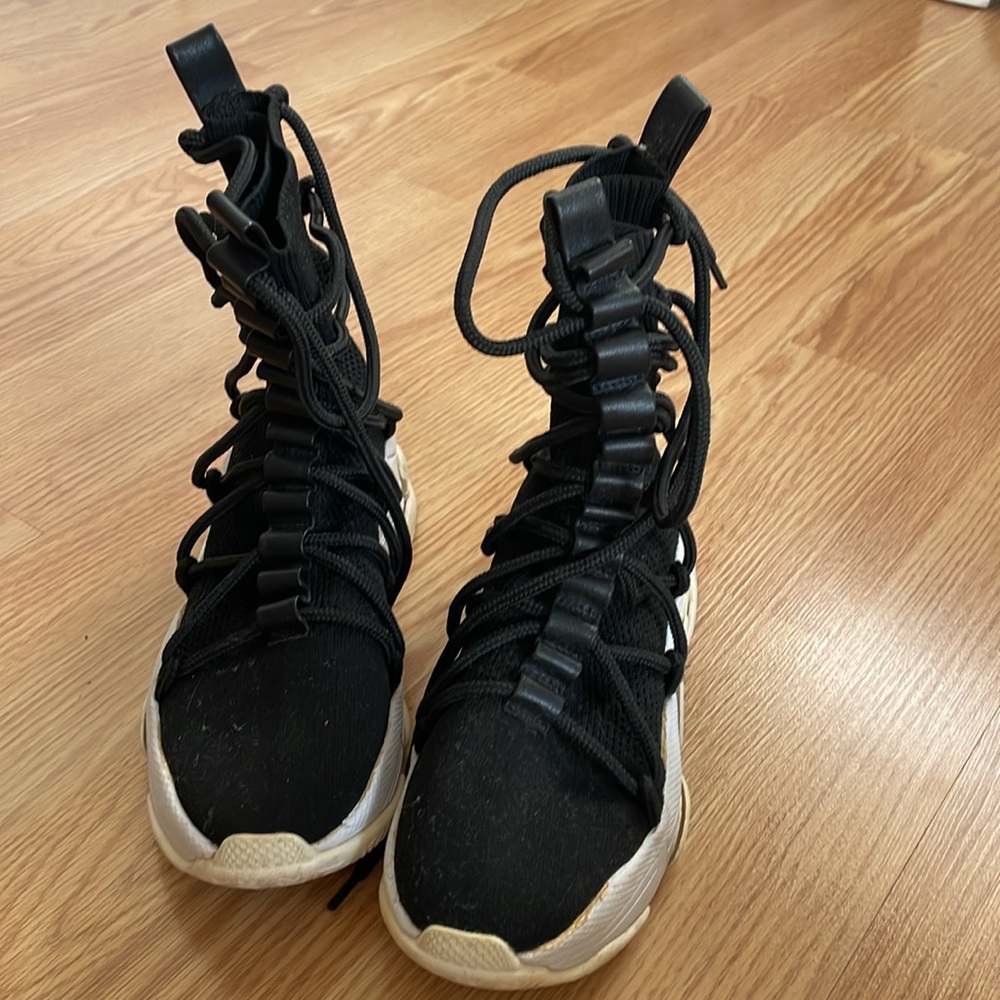 Jeffrey Campbell Lace Up sneakers - Picture 4 of 8